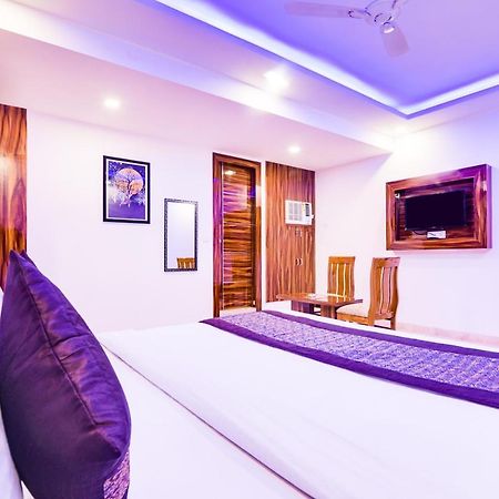 Hotel Fabulous - Delhi International Airport 新德里 外观 照片