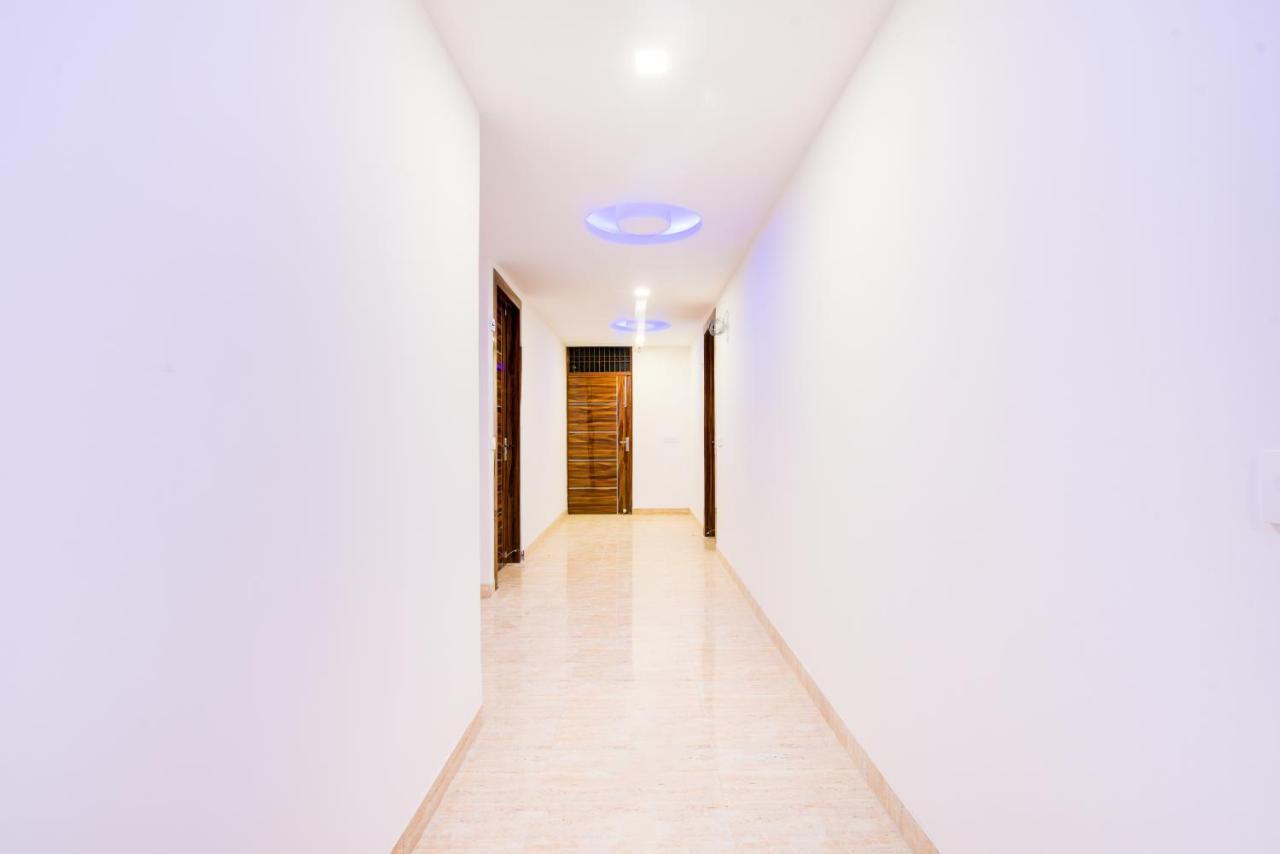 Hotel Fabulous - Delhi International Airport 新德里 外观 照片