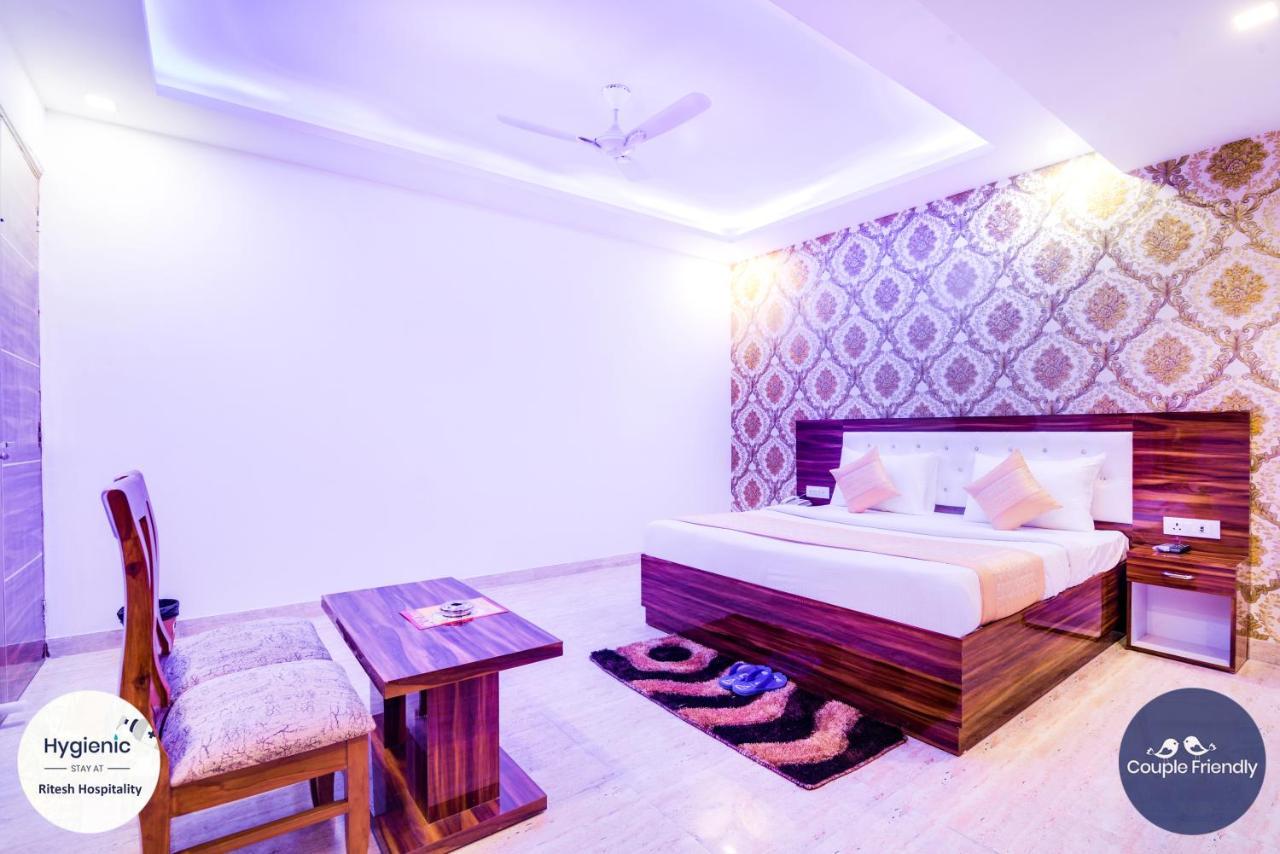 Hotel Fabulous - Delhi International Airport 新德里 外观 照片